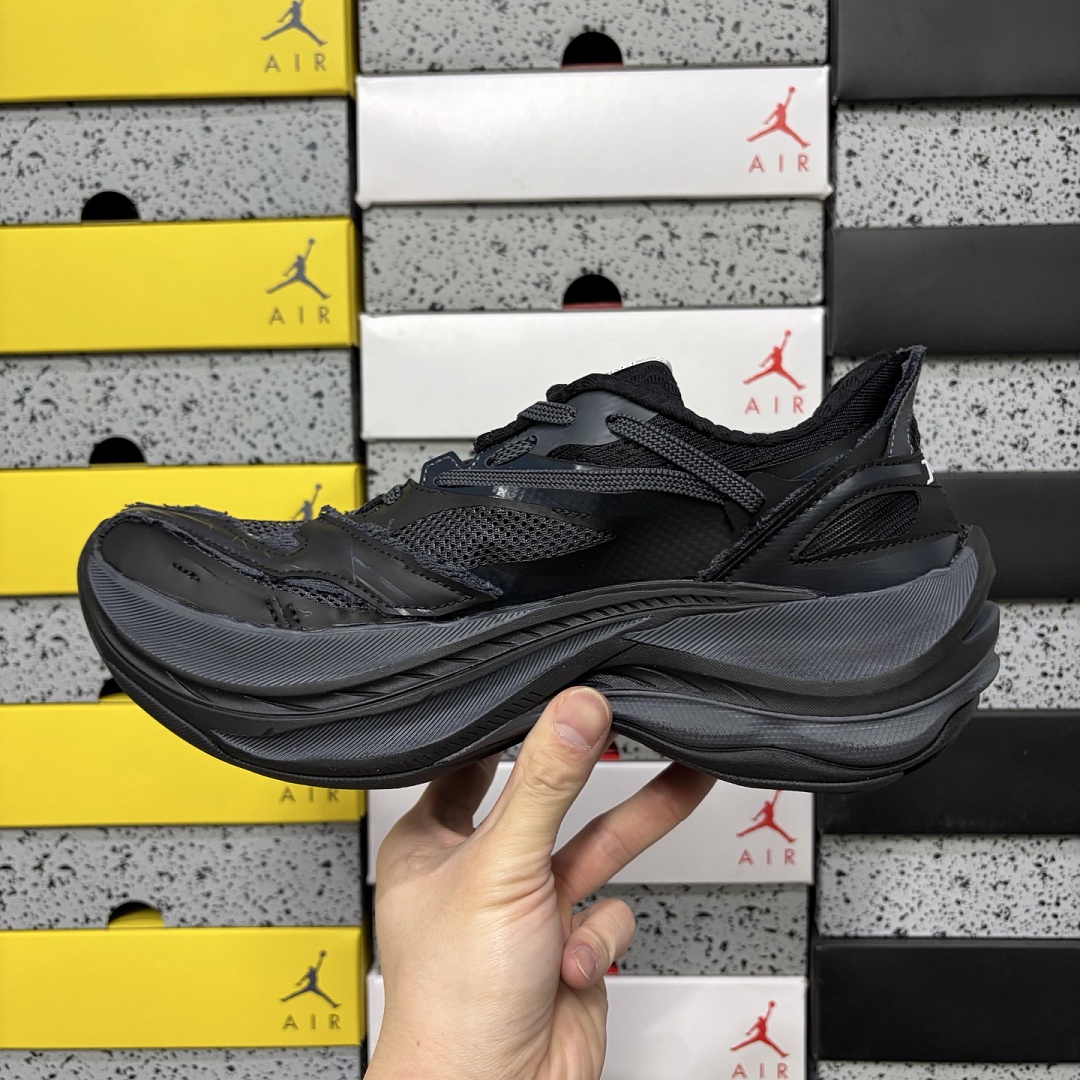 Balenciaga Jet 26 - Image 12