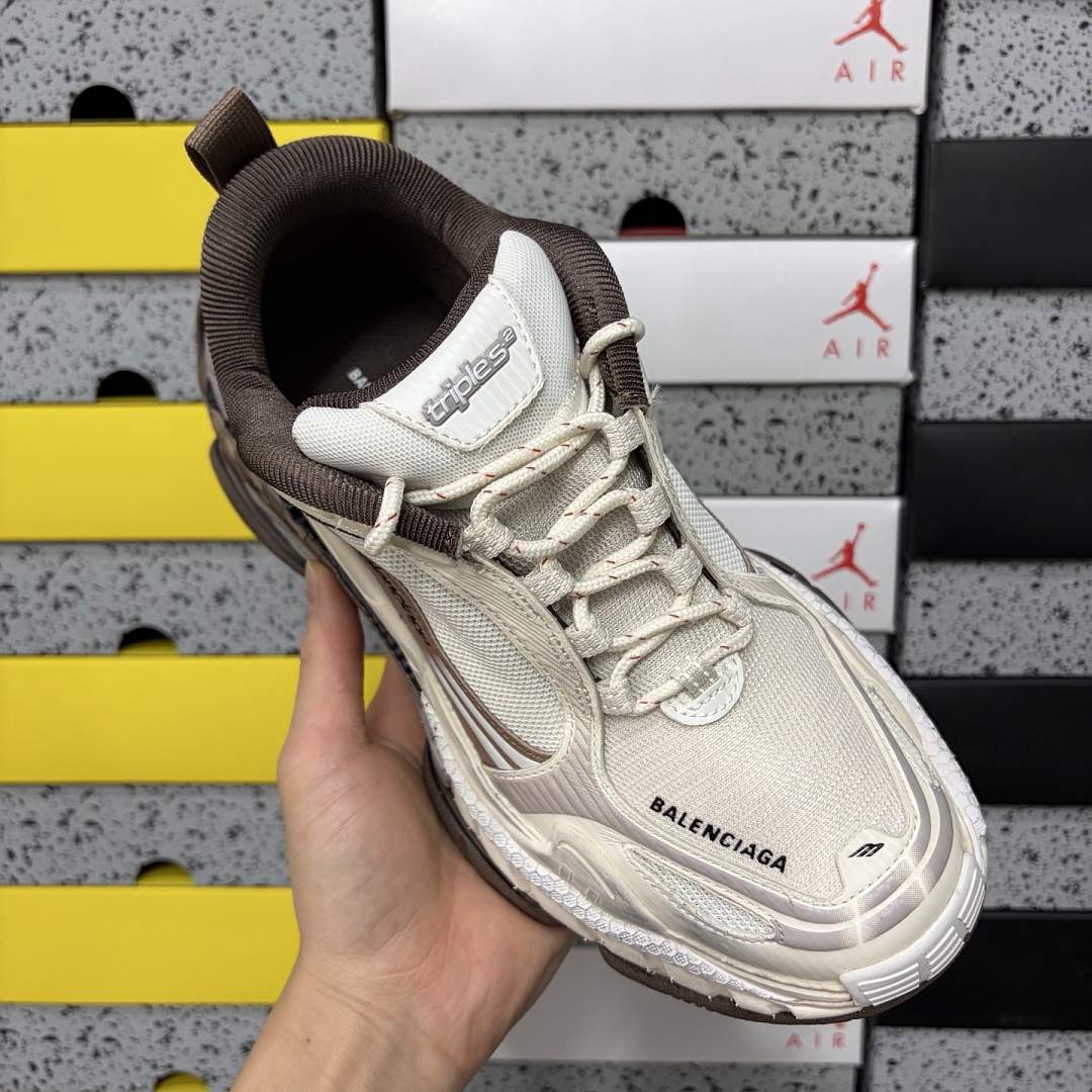 Balenciaga Triple S 2 - Image 7