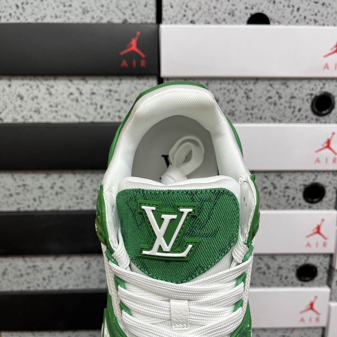 Louis Vuitton Trainer - Image 7