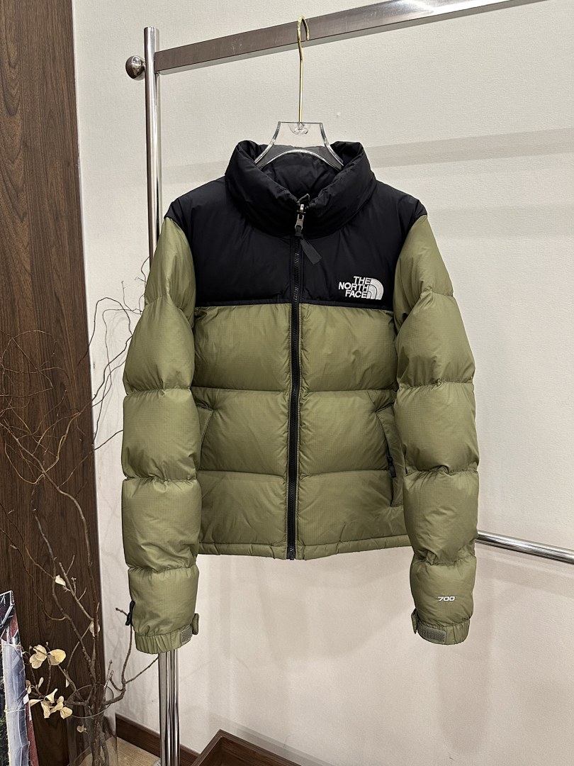 Chanel The North Face 1996 Retro Nuptse 700 Fill Packable Jacket - Image 111