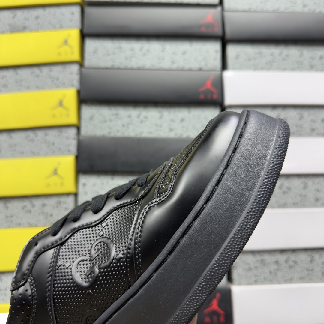 Gucci Chunky GG Web Sneaker - Image 3