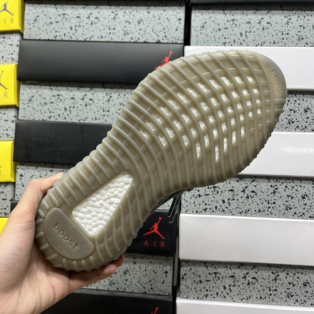 Adidas Yeezy Boost 350 V2 - Image 9