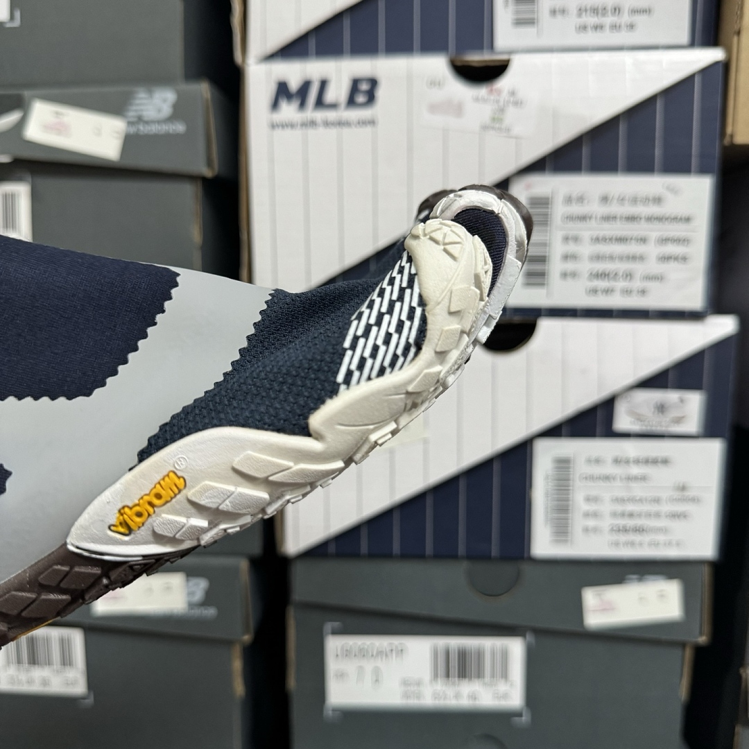 Suicoke Finger Chukka Boot S20MLC1 Navy High Top - Image 7