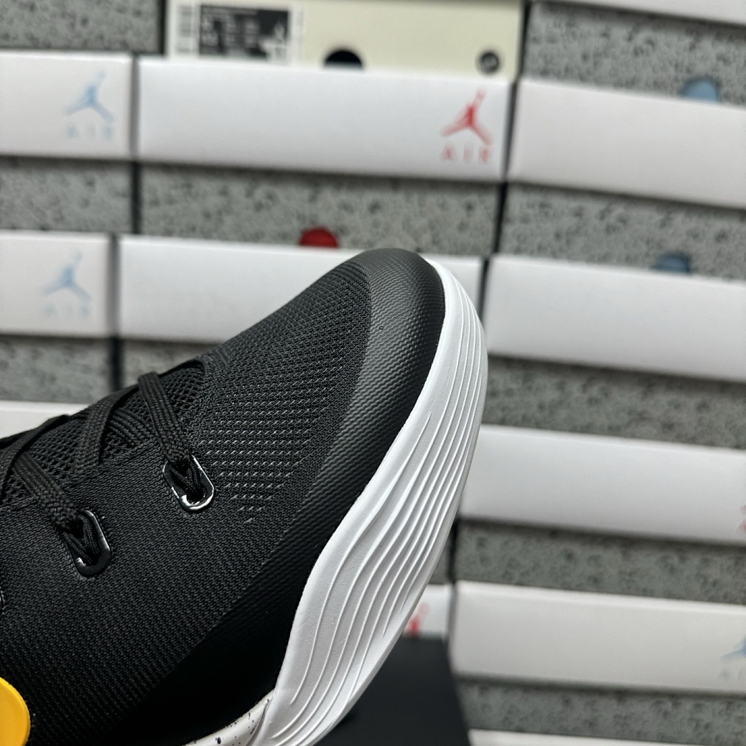 Nike Kobe 9 EM Low Protro TB Black University Gold ZK9 - Image 9