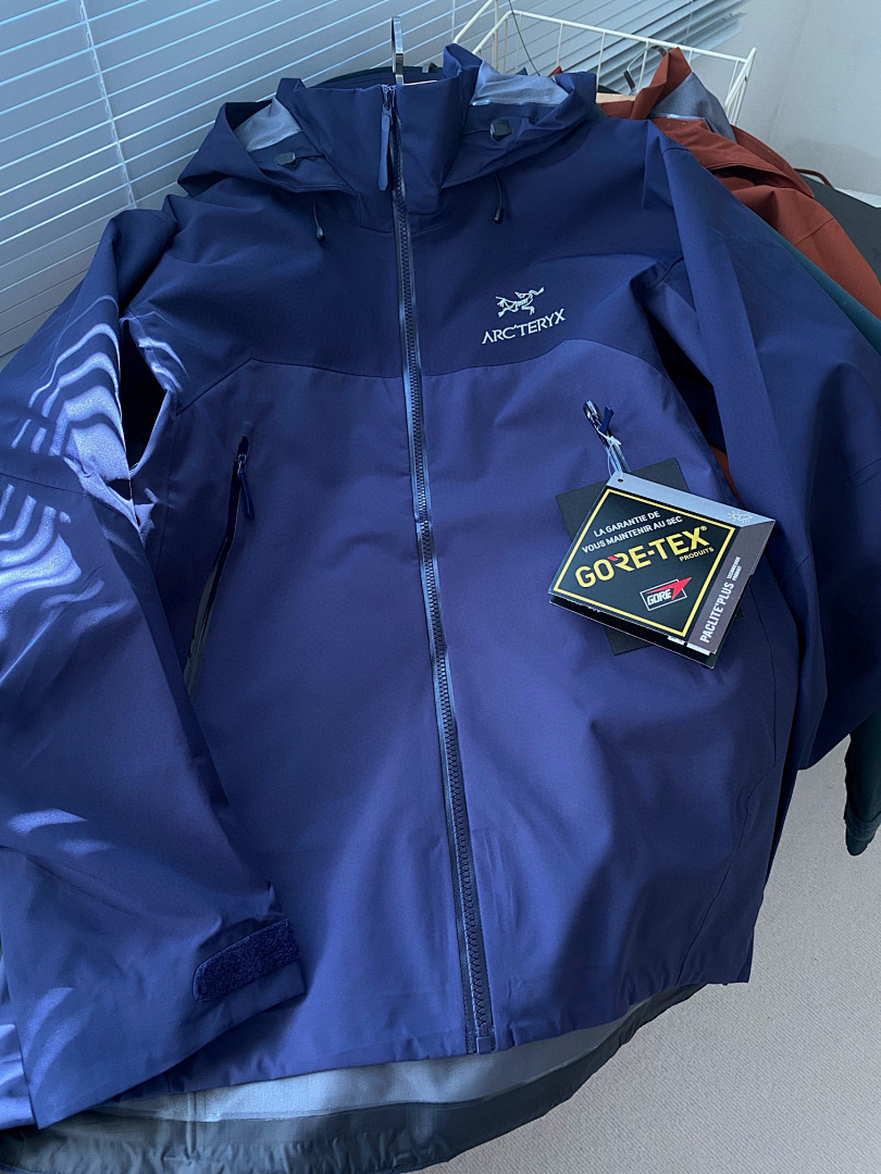 Arc'teryx Beta AR Jacke - Image 23