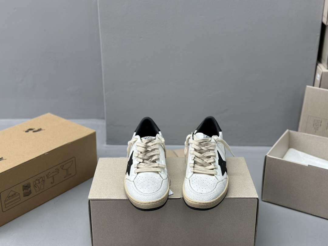 Golden Goose Deluxe Brand White Leather Black Star - Image 8