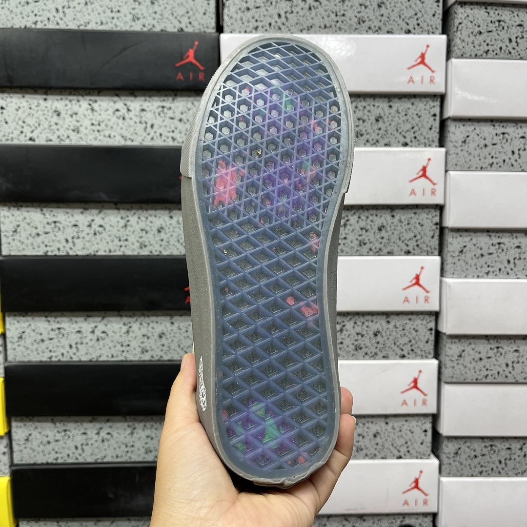 Vans Authentic V - Image 3