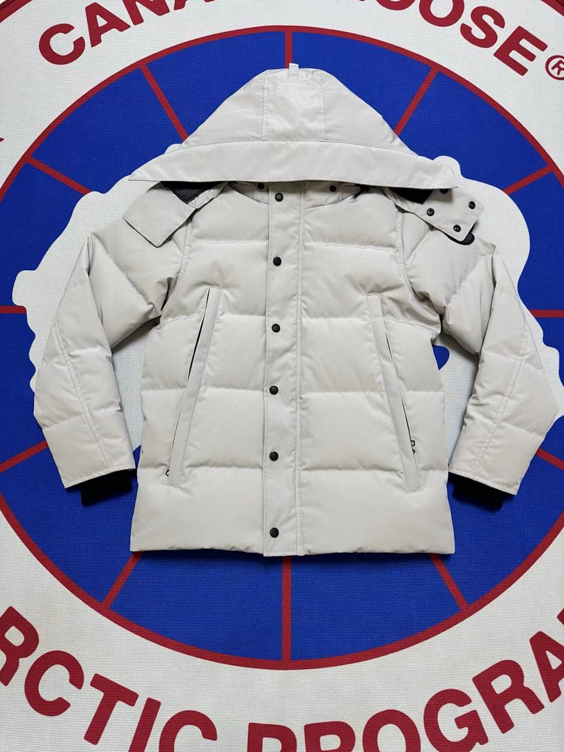 Canada Goose Wyndham Parka - Image 92