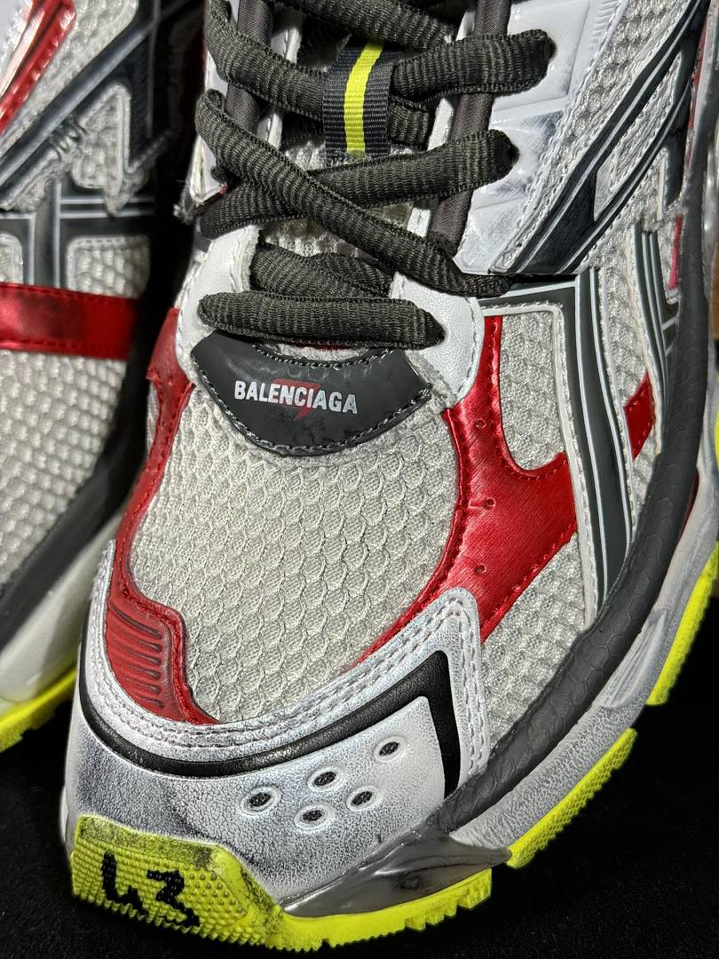 Balenciaga BLCG Runner 7.0 - Image 8