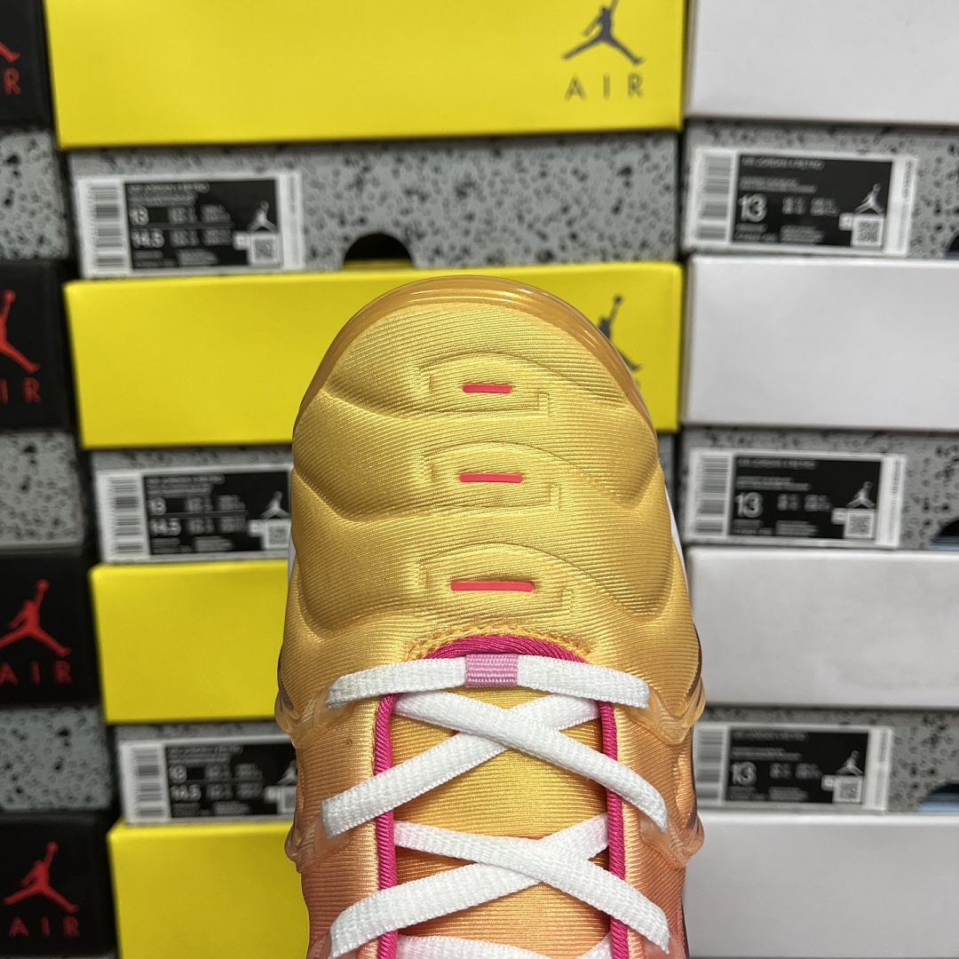 Nike Air VaporMax Plus Laser Fuchsia Psychic (Pink) - Image 4