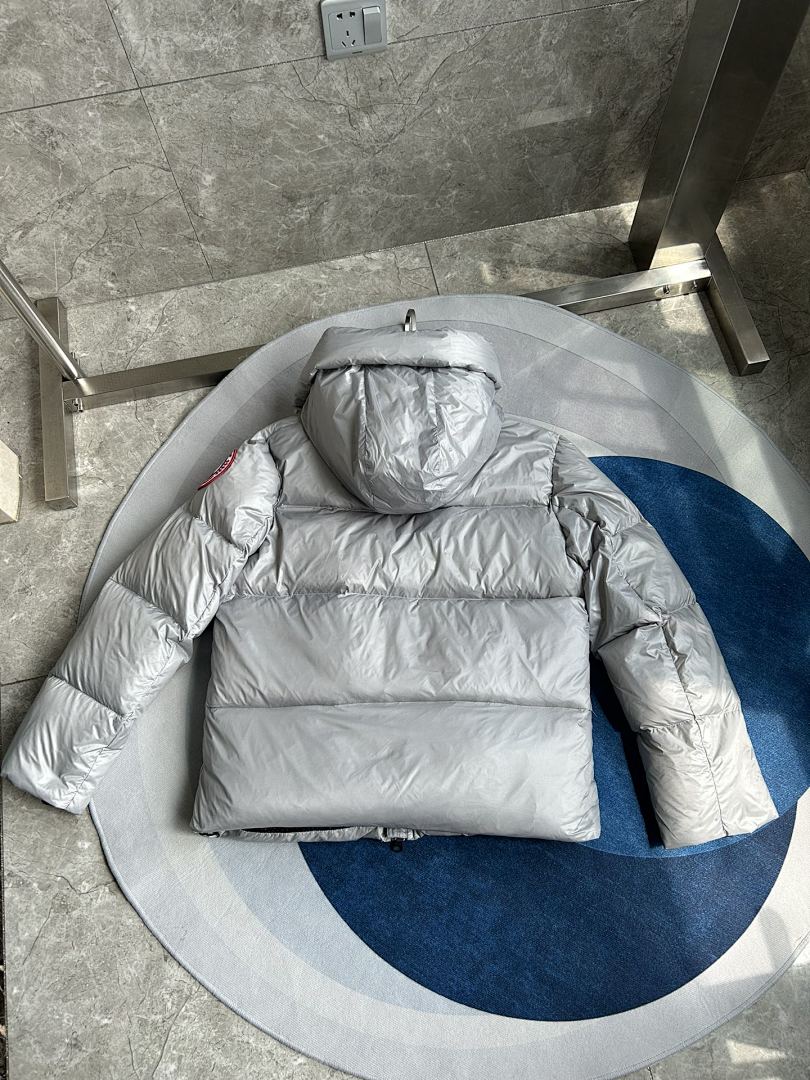 Canada Goose Crofton Puffer Jacket - Image 17