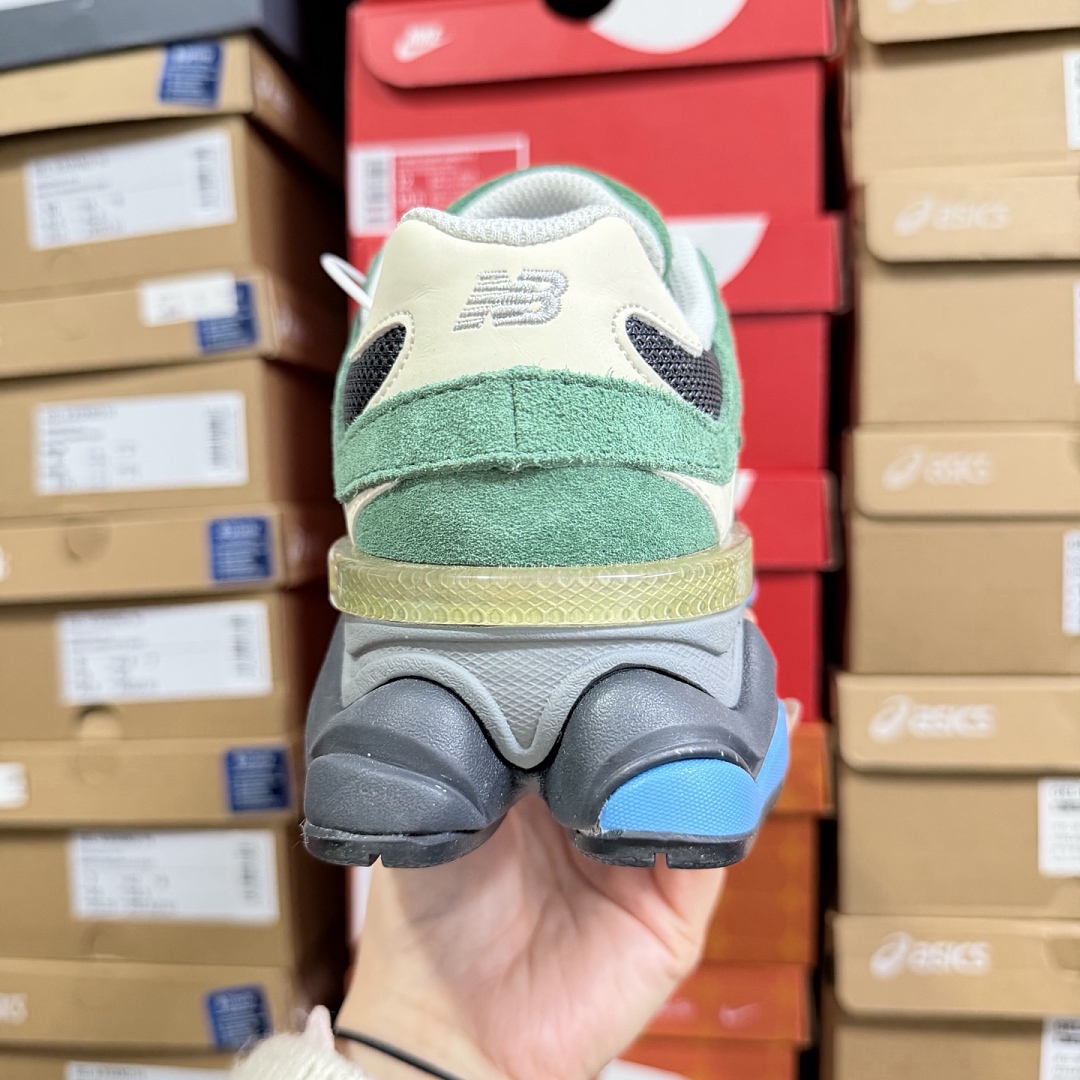 New Balance 9060 - Image 2