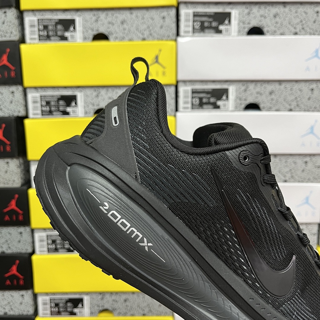 Nike Zoom Vomero - Image 10