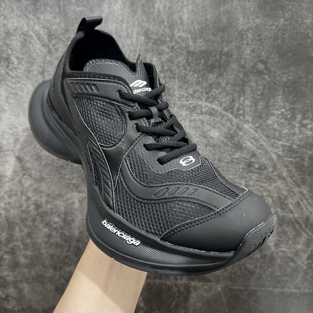 Balenciaga Circuit - Image 49
