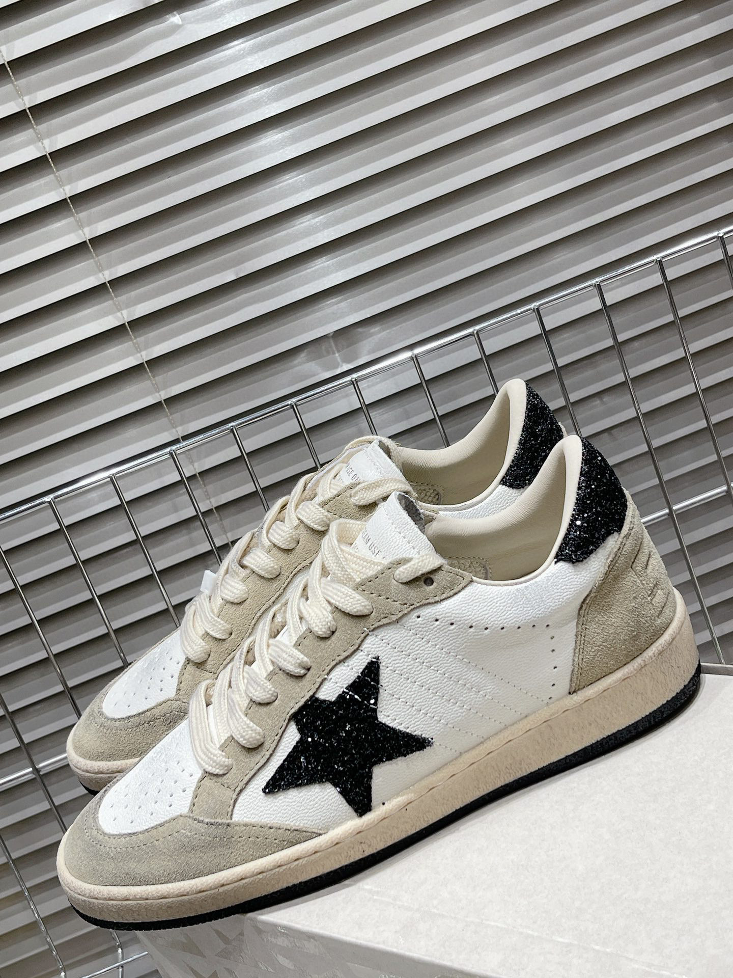 Golden Goose Deluxe Brand 30 - Image 10