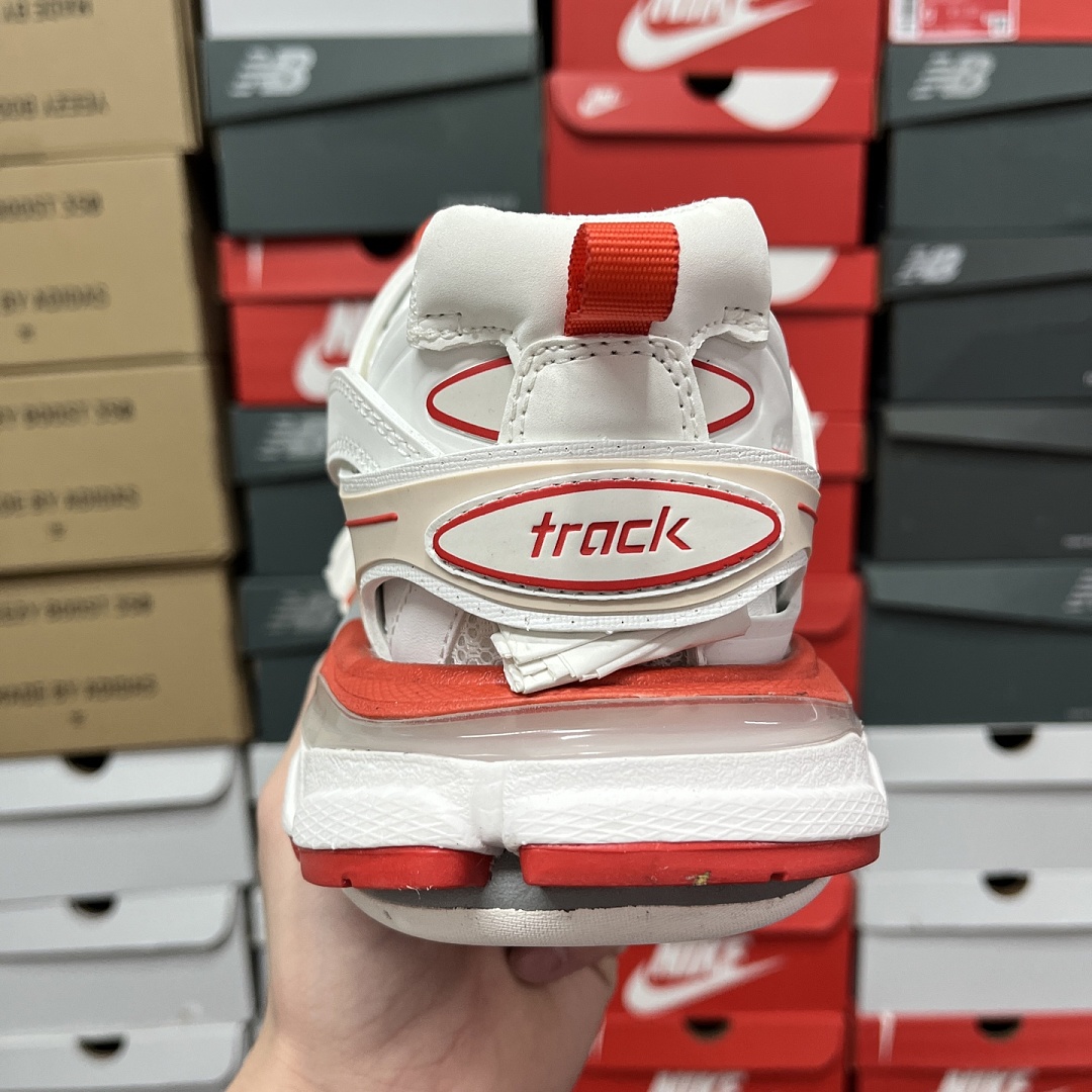 Balenciaga BLCG Track - Image 10