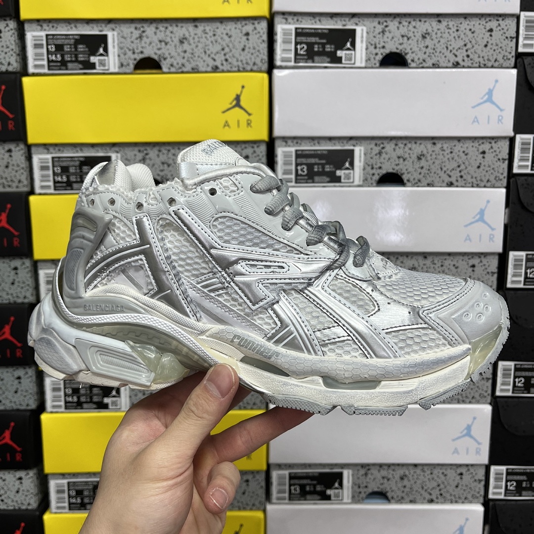 Balenciaga BLCG Runner 7 Gen - Image 7