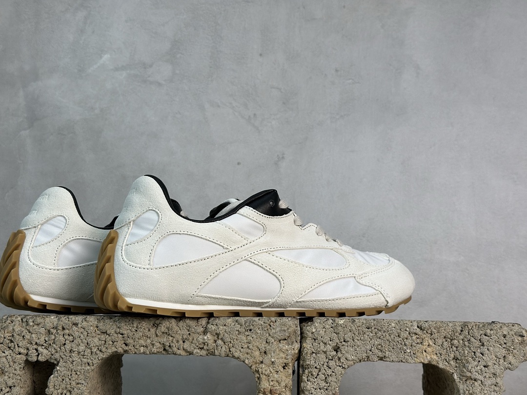 Bottega Veneta Orbit Surf Vapor 9166 - Image 2
