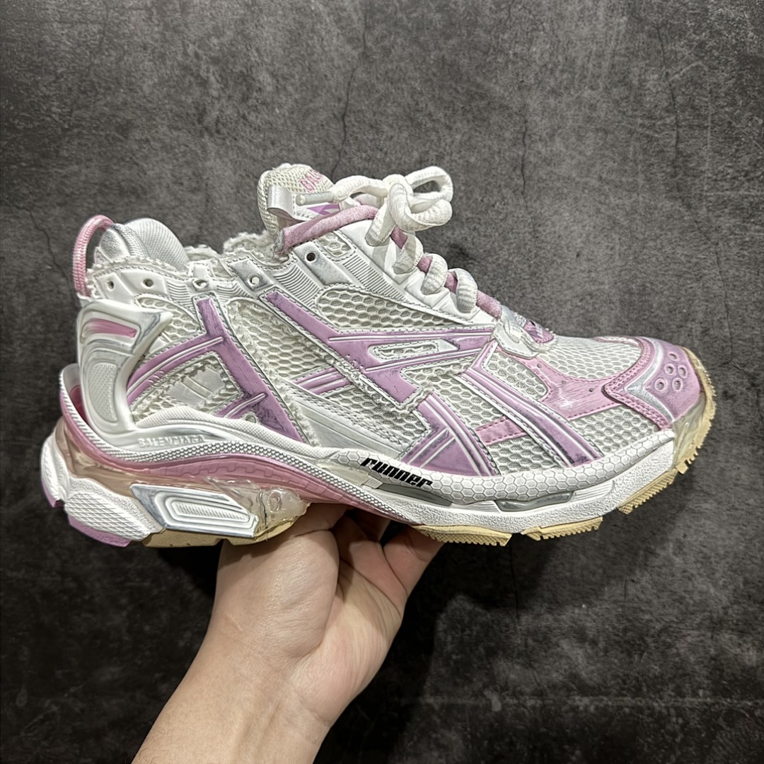 Balenciaga Runner - Image 106