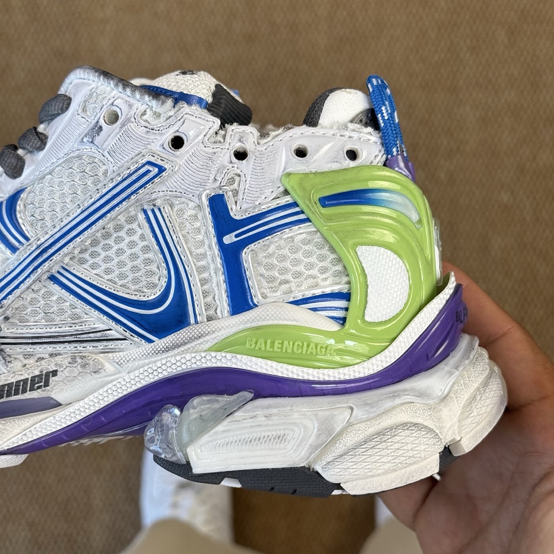 Balenciaga BLCG Runner 7.5 - Image 4