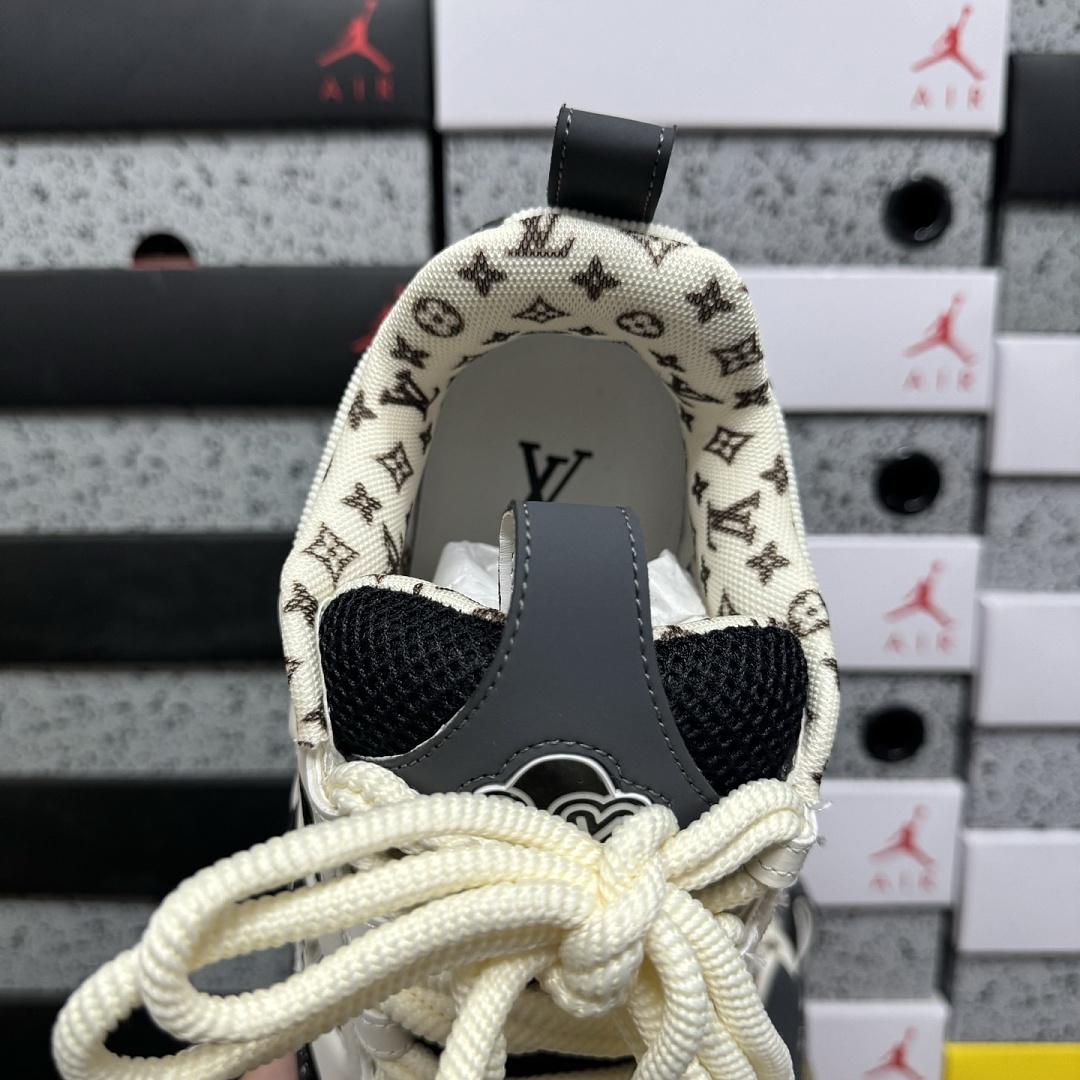 Louis Vuitton Skate Sneaker 3-5 - Image 7