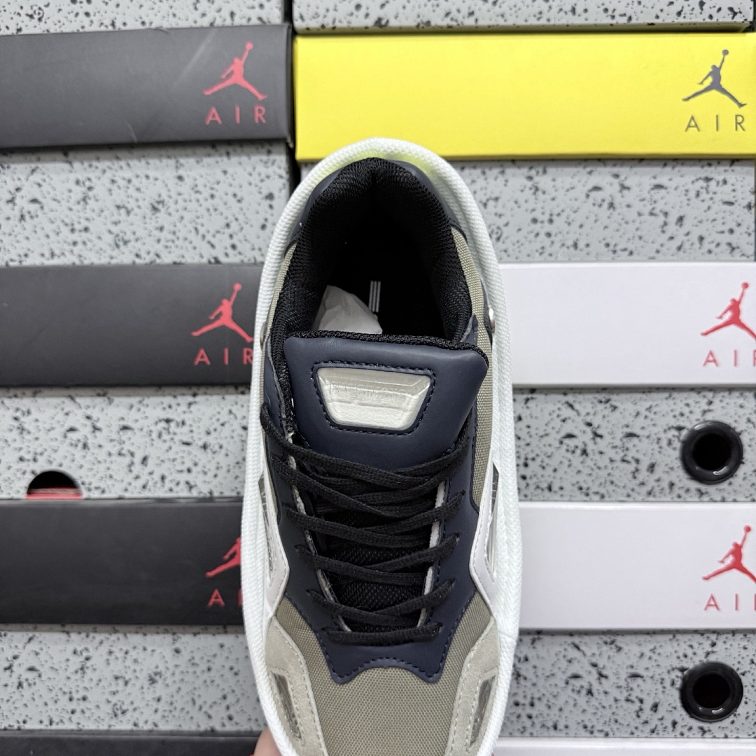 On Running Response Trail 2 Raf Simons - Image 6