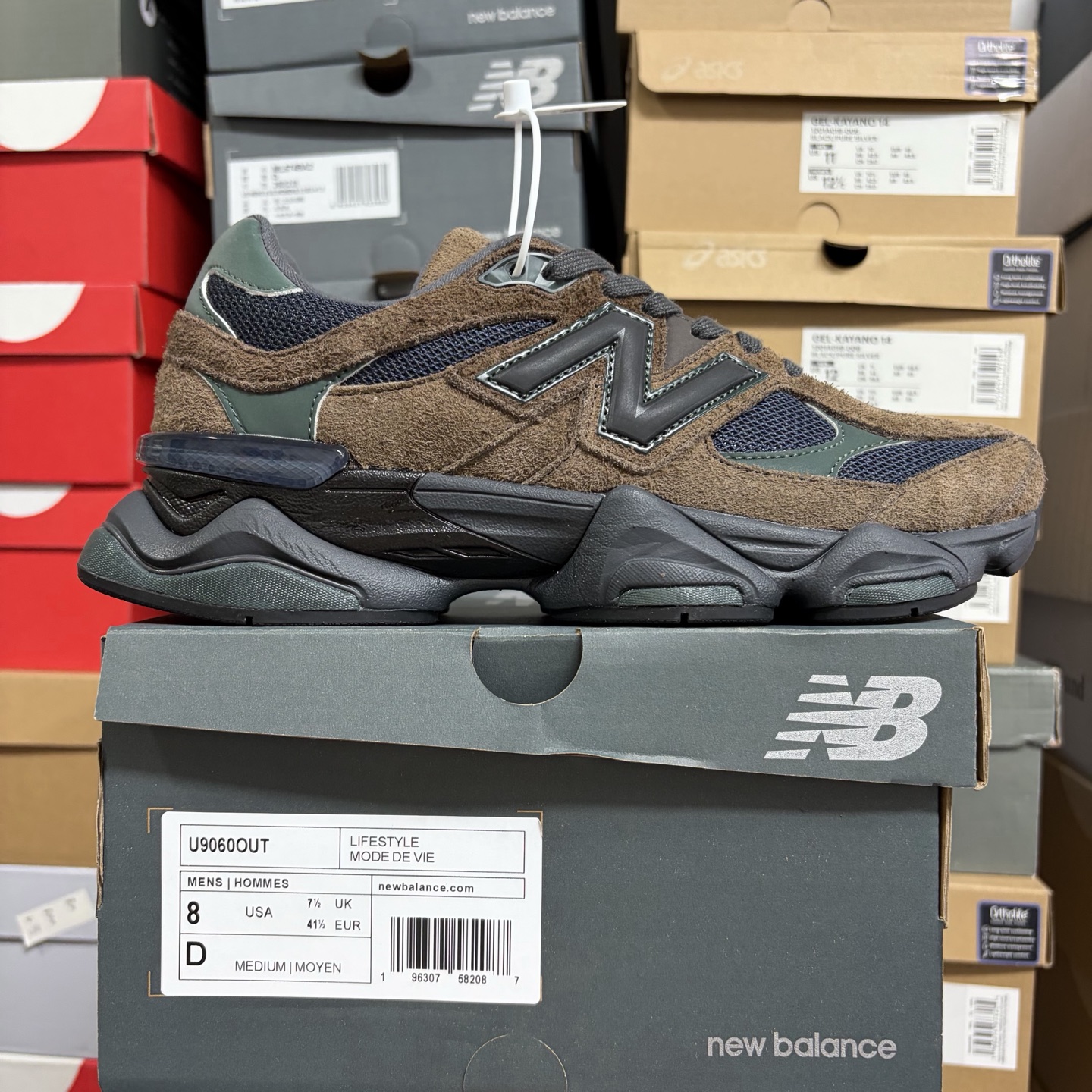 New Balance 9060 - Image 11