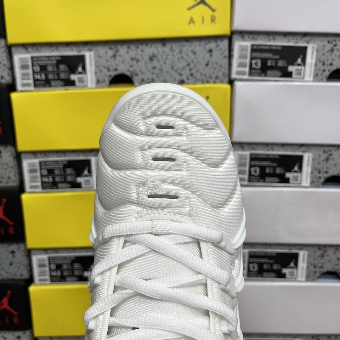 Nike Air VaporMax Plus (White) - Image 8