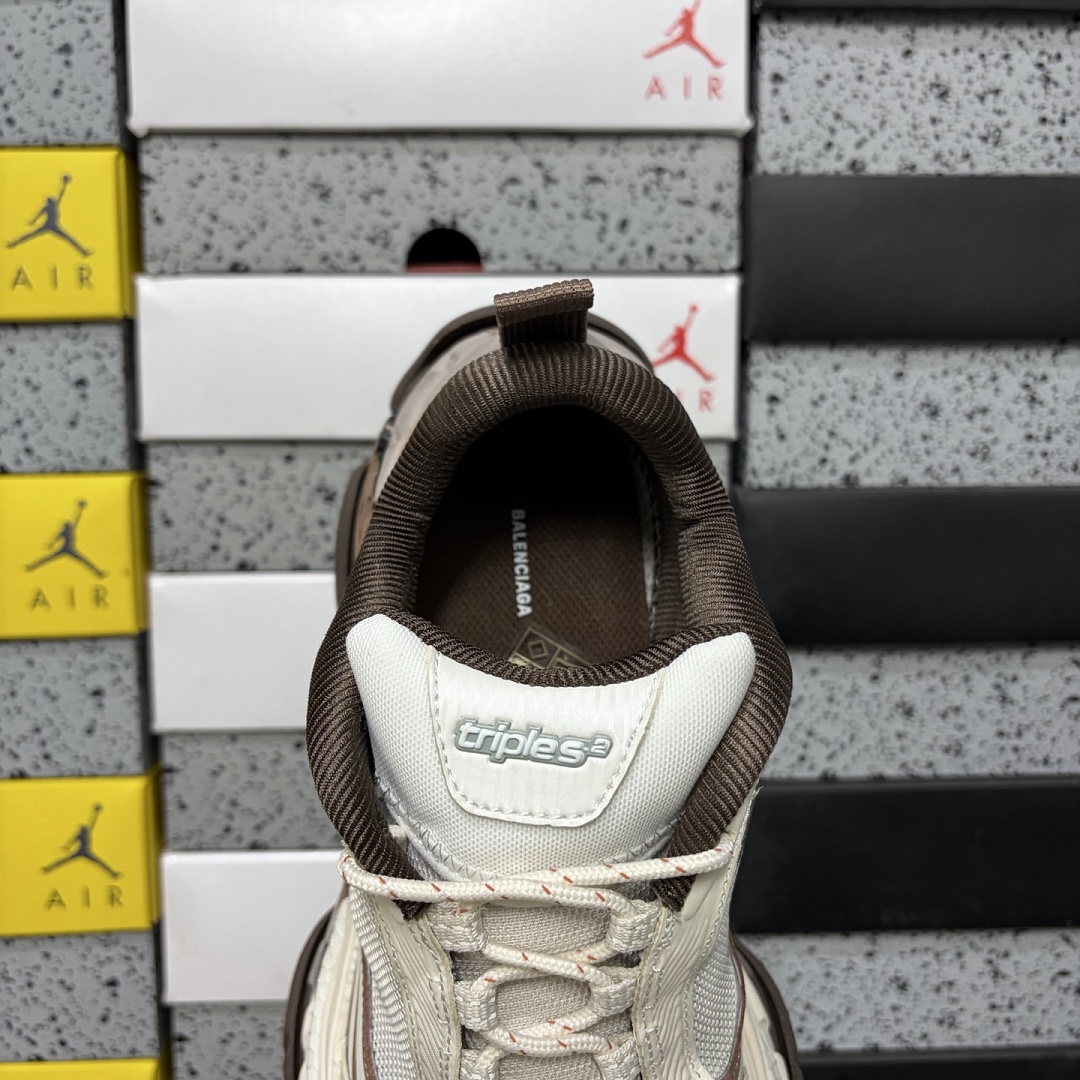 Balenciaga Triple S 2 - Image 5
