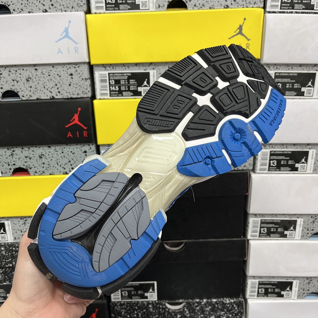 Balenciaga BLCG Runner 7.0 - Image 3