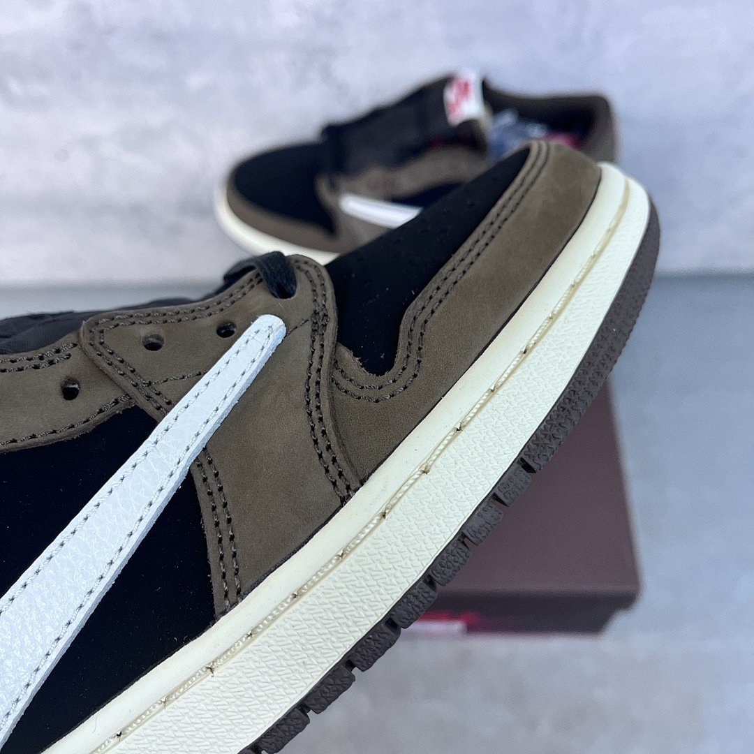 Chanel Travis Scott X Air Jordan 1 Low - Image 8