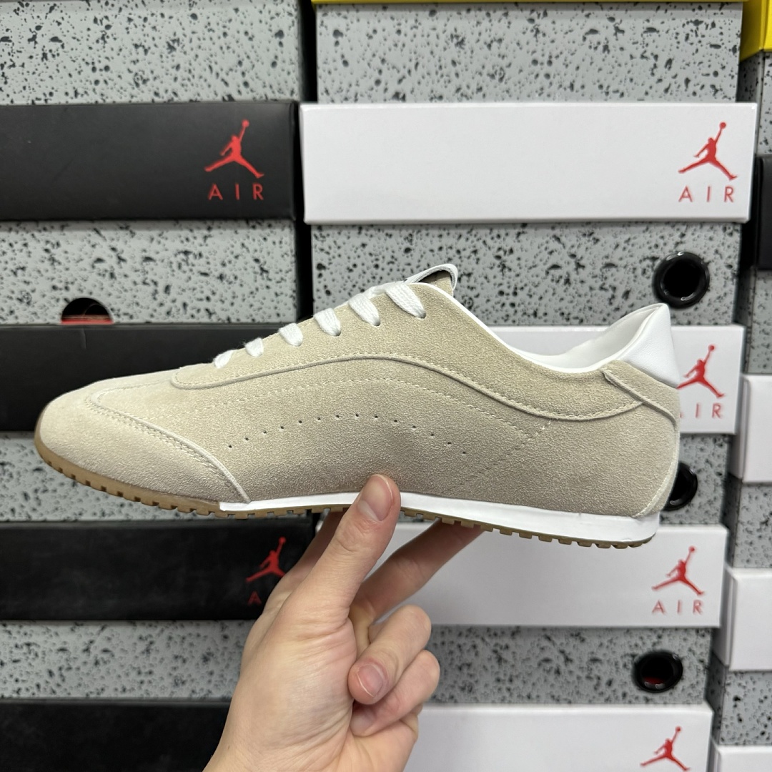 Alo Yoga Sunset Sneaker A0891U_CREAM - Image 10