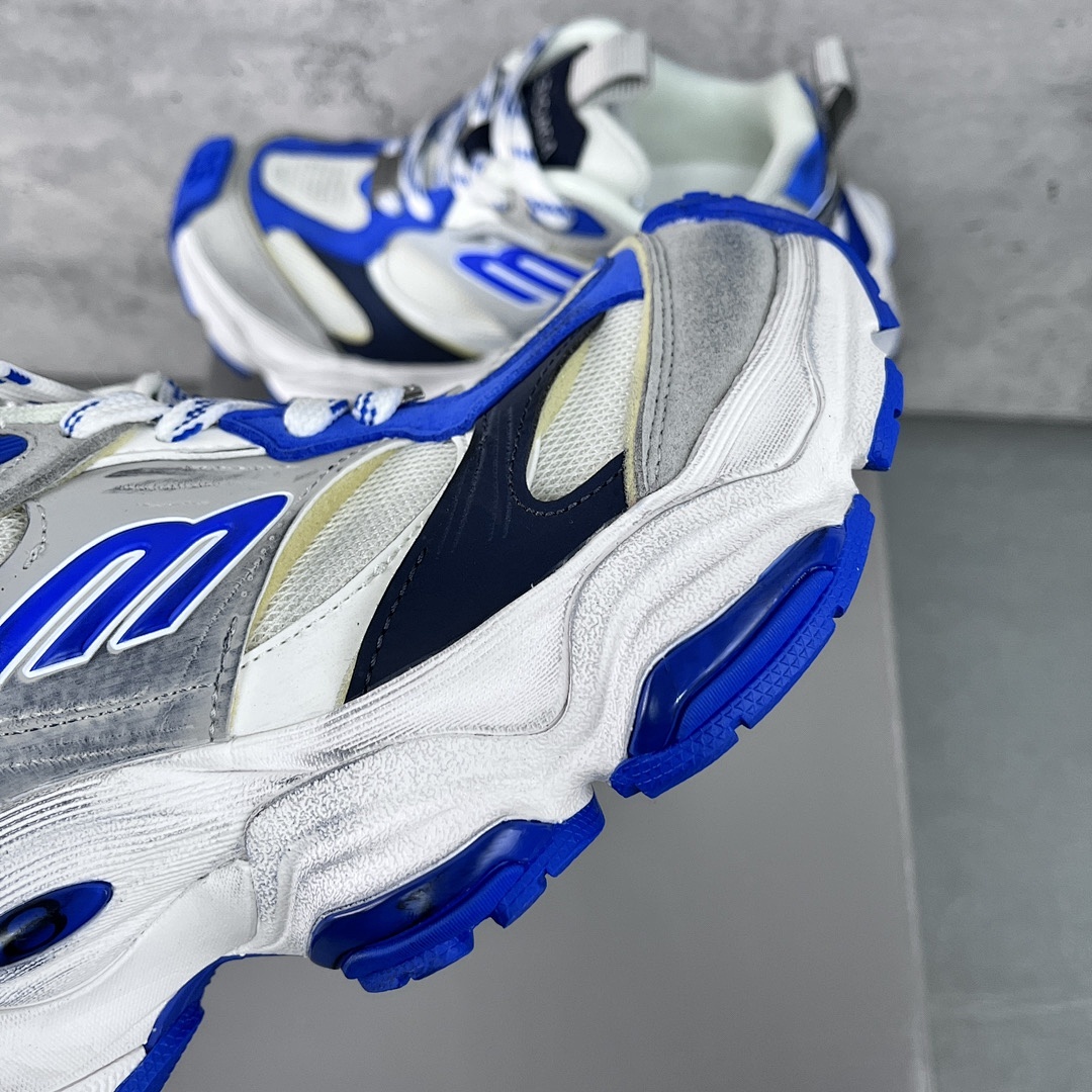 Balenciaga Cargo - Image 50