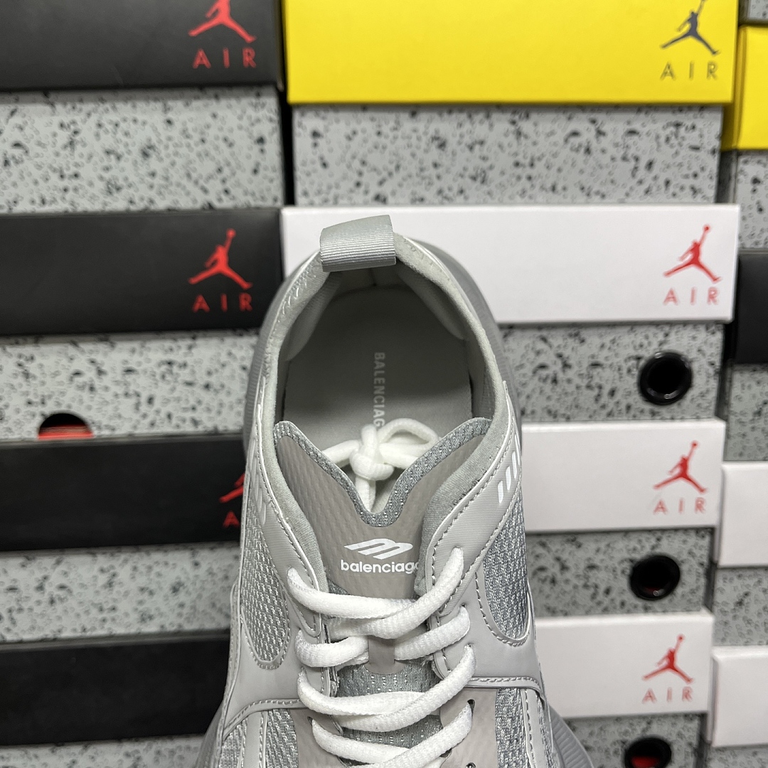 Balenciaga Circuit - Image 26
