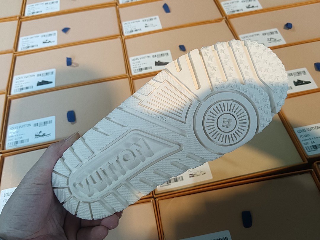 Louis Vuitton LV Trainer Maxi - Image 4