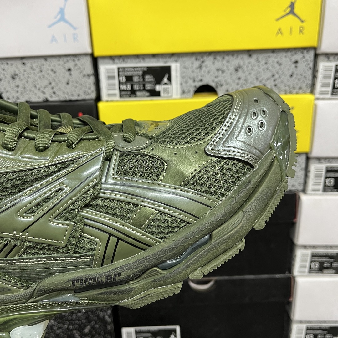 Balenciaga BLCG Runner 7.0 - Image 5