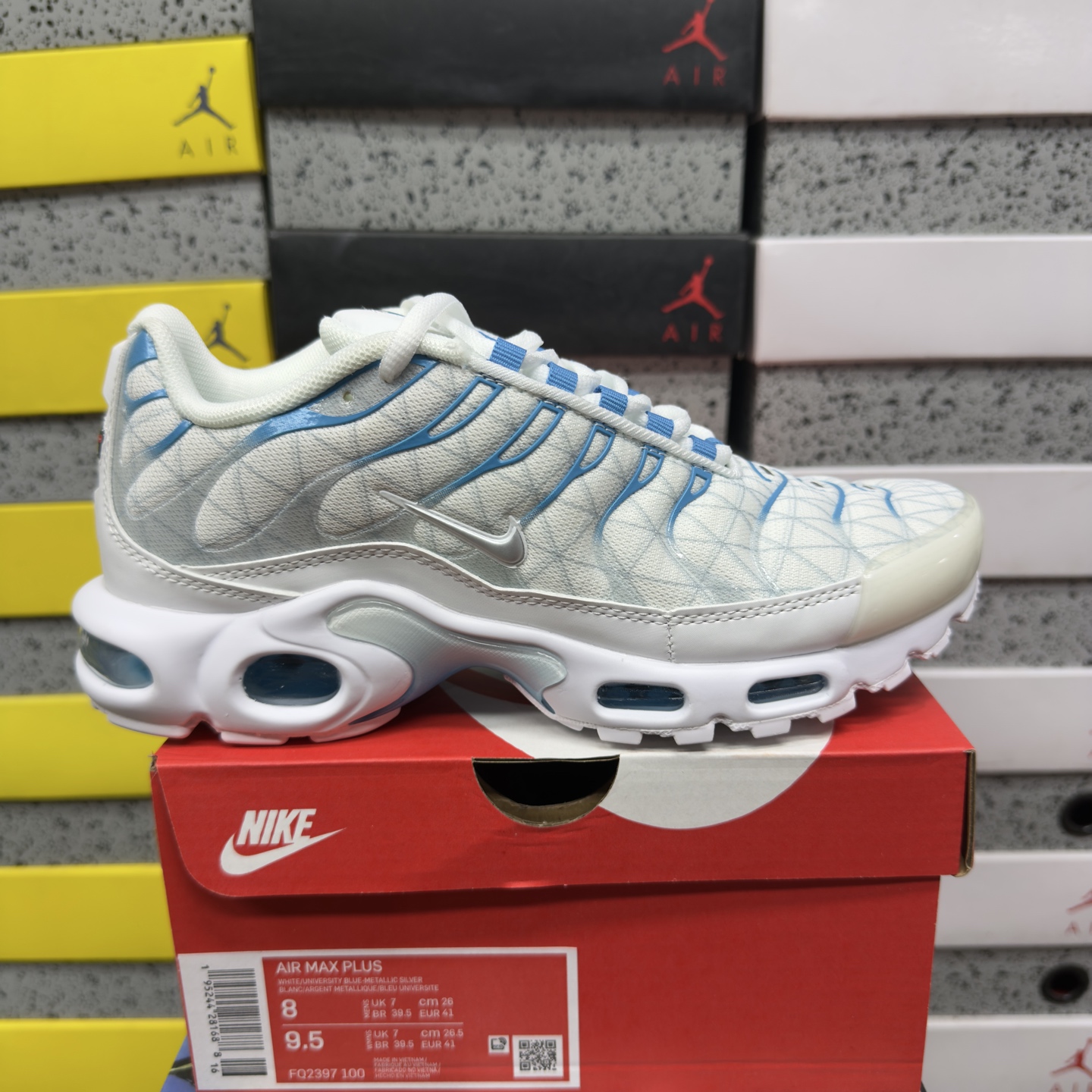 Nike Air Max Plus Marseille FQ2397-100 - Image 10