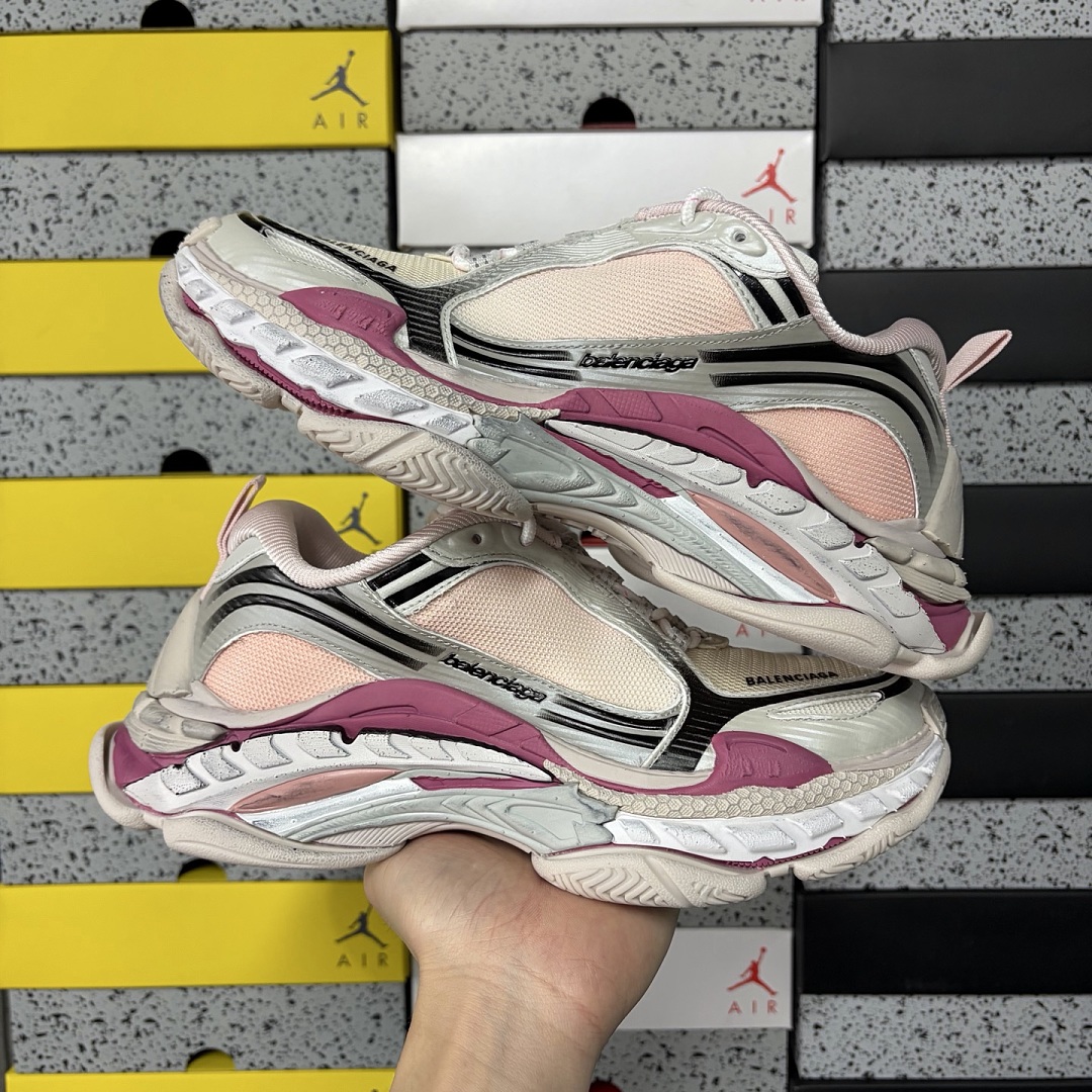 Balenciaga Triple S 2 - Image 7