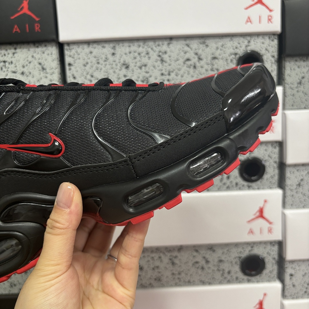 Nike Air Max Plus (Black Red) - Image 4