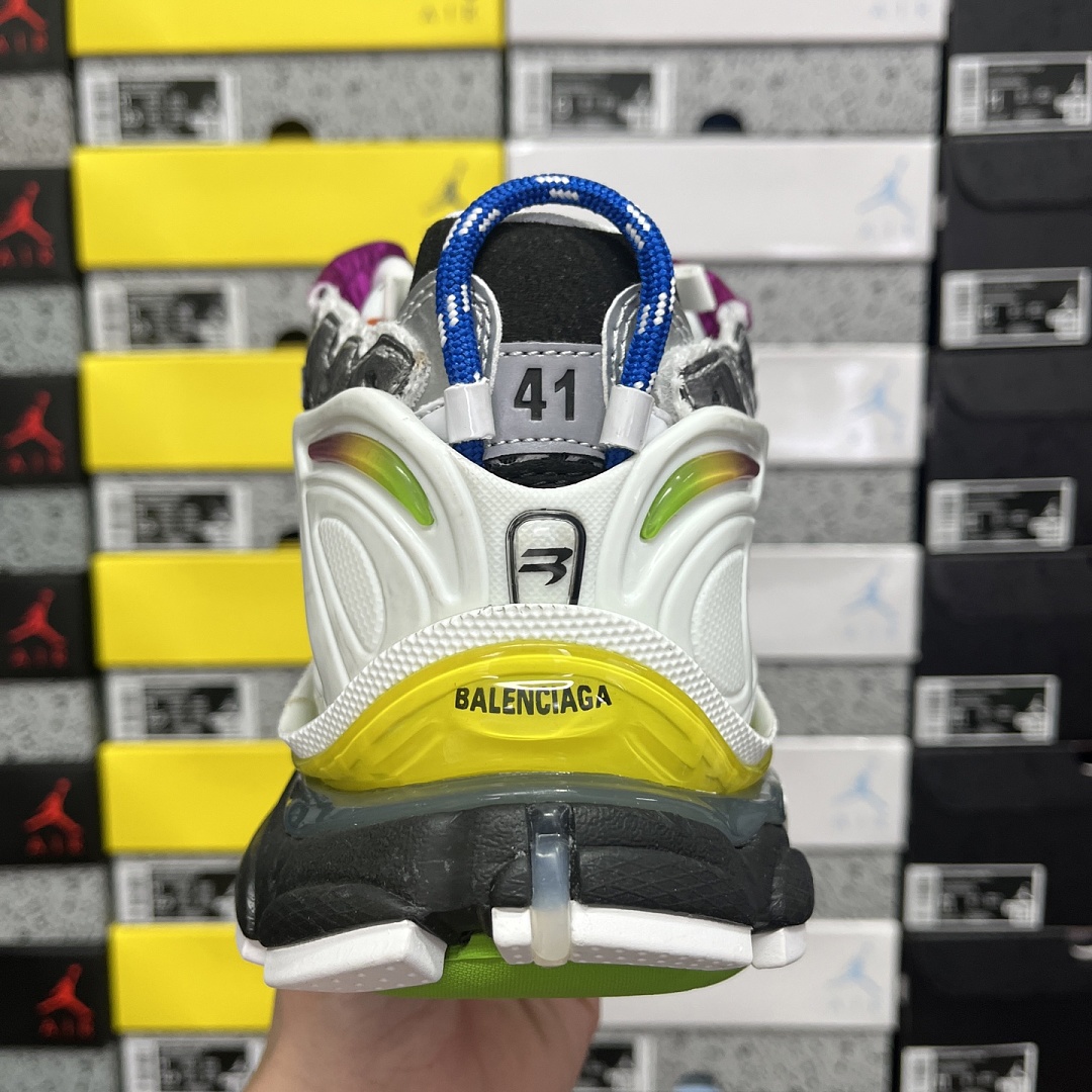 Balenciaga BLCG Runner 7.5 - Image 3