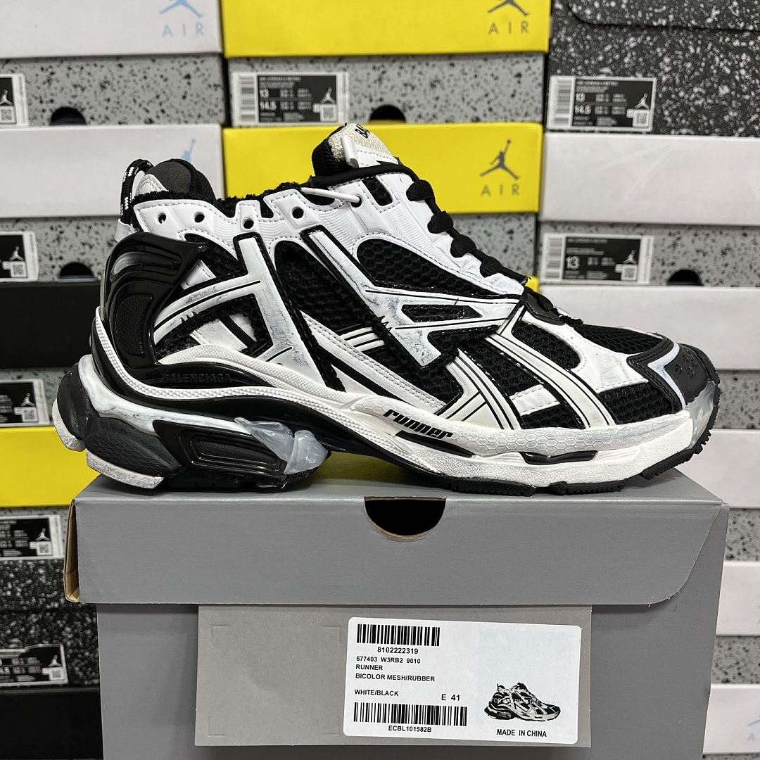 Balenciaga BLCG Runner 7.0