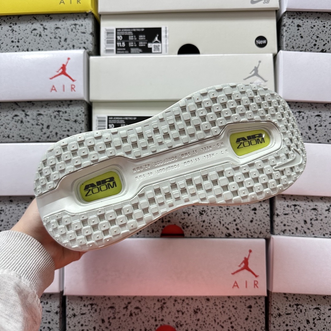 Nike Vomero Premium Barely Volt HQ2050-300 - Image 7