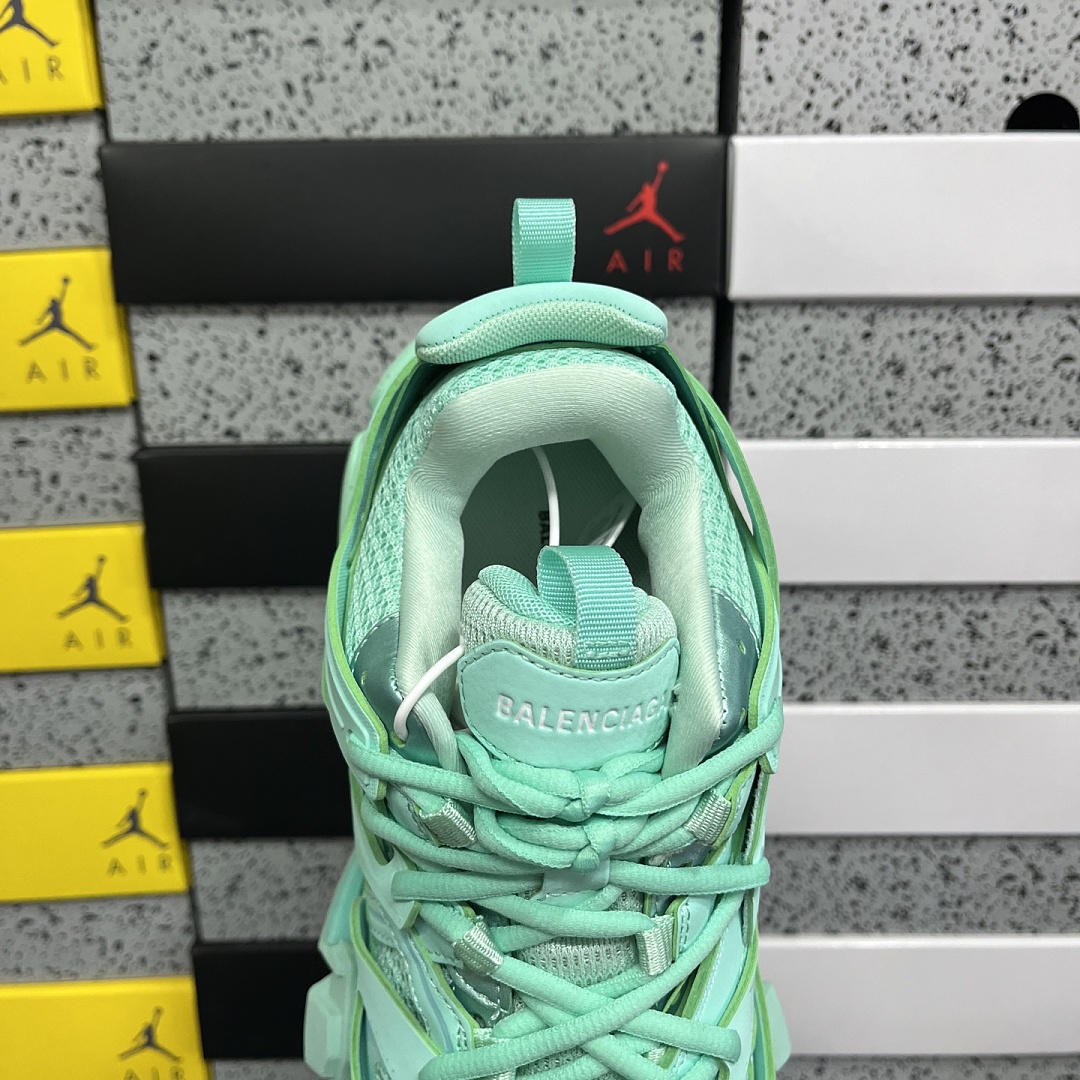 Balenciaga Track - Image 3
