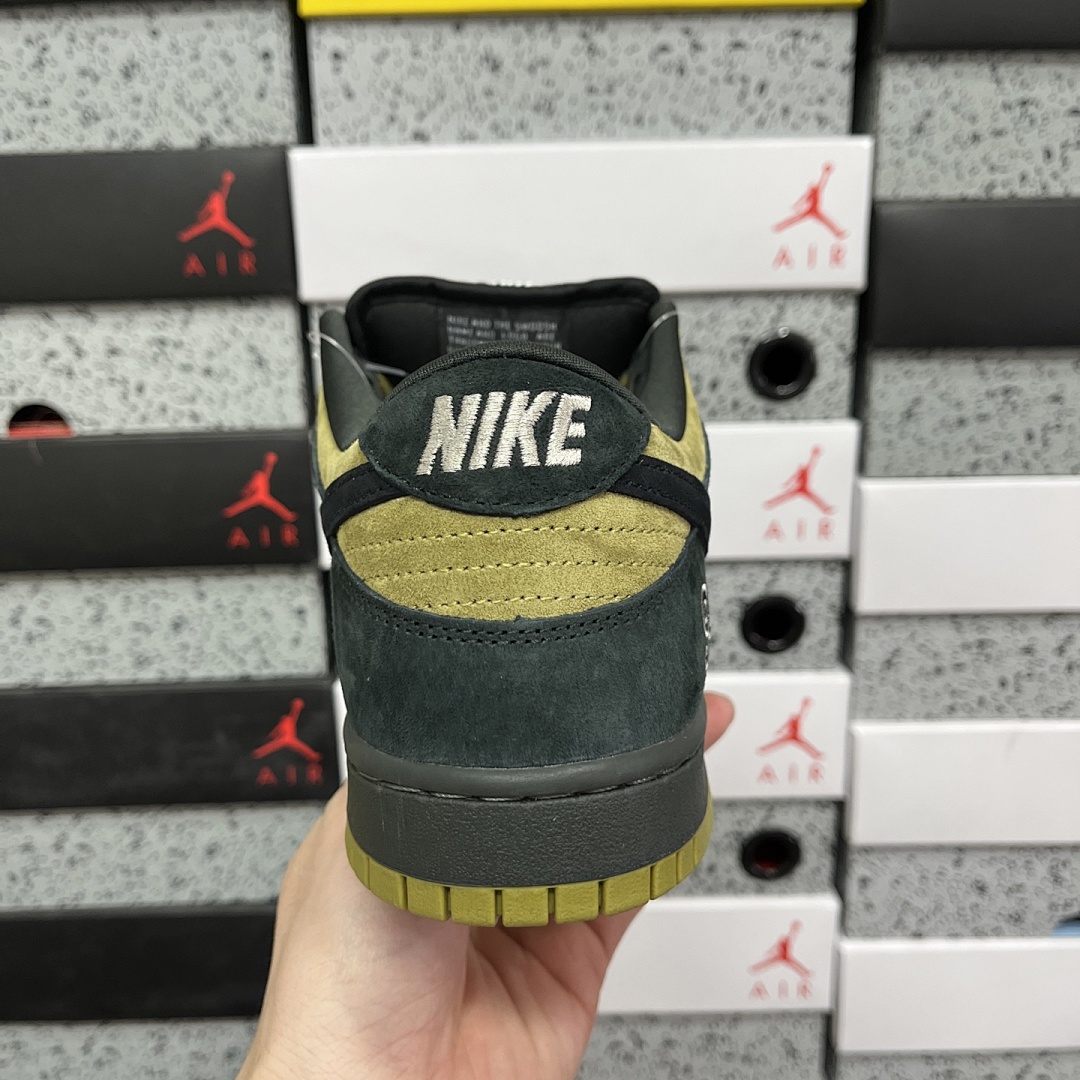 Nike SB Dunk Low Supreme Camper (Green 94) - Image 5