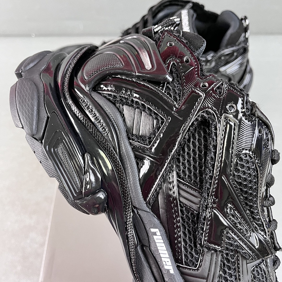 Balenciaga Runner - Image 12
