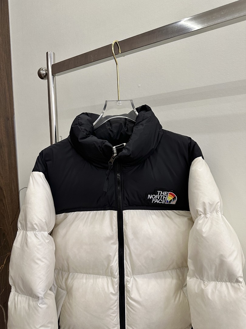 Chanel The North Face 1996 Retro Nuptse 700 Fill Packable Jacket - Image 50