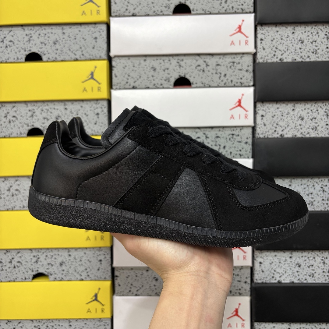 On Running Maison Margiela Replica - Image 11