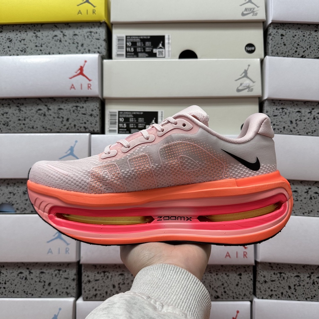 Nike Vomero Premium HQ2050-442 - Image 6