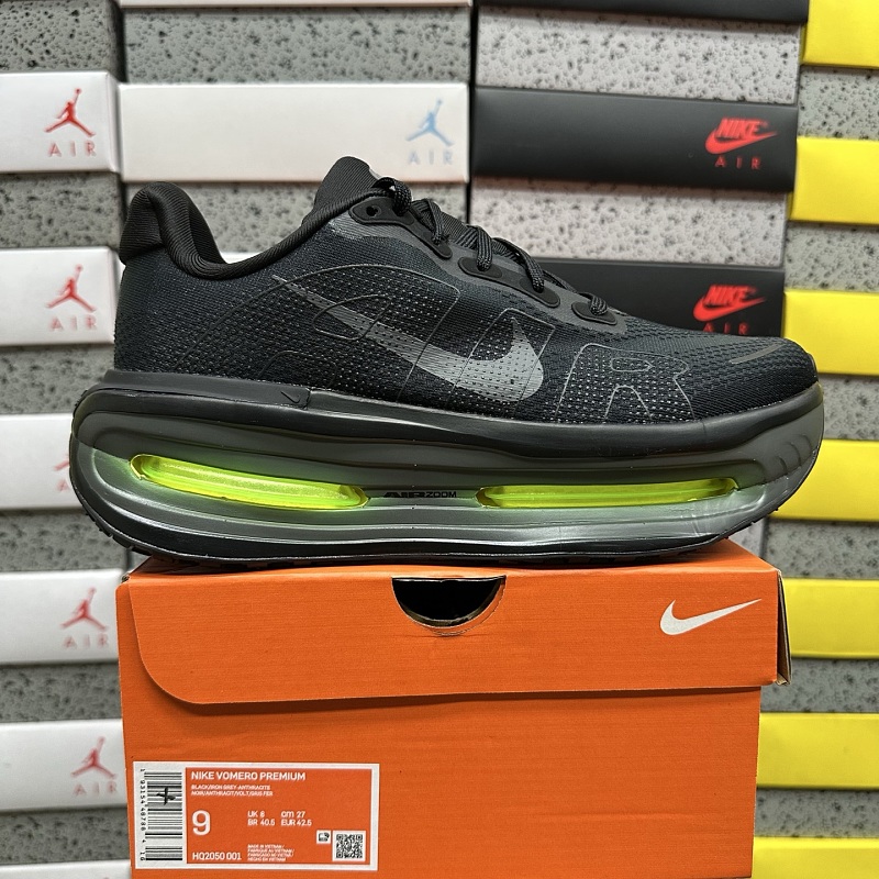 Nike Vomero Premium Black Volt