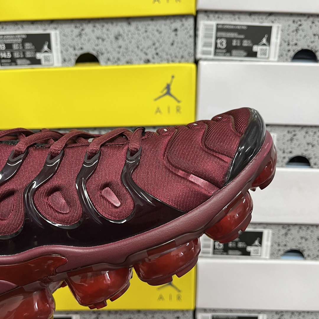 Nike Air VaporMax Plus - Image 5